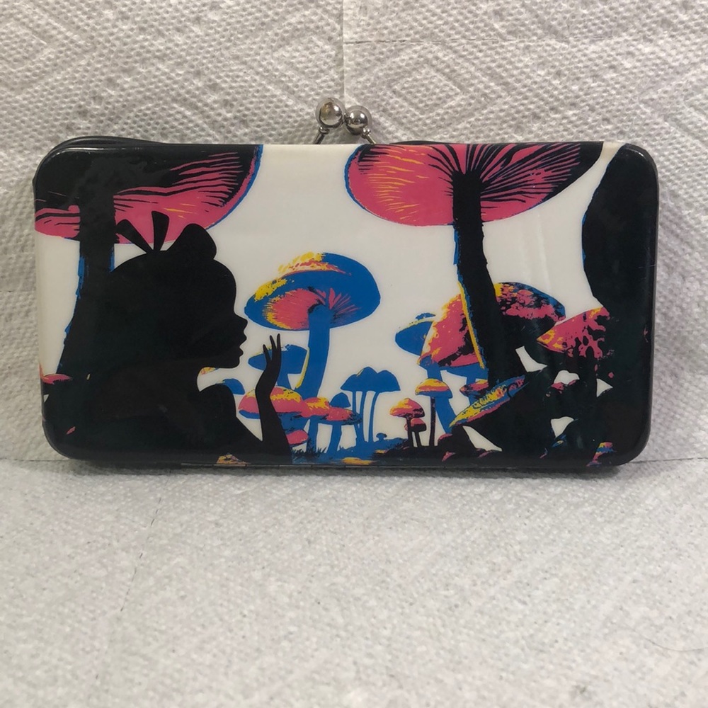 Wallet - Picture 2 of 3